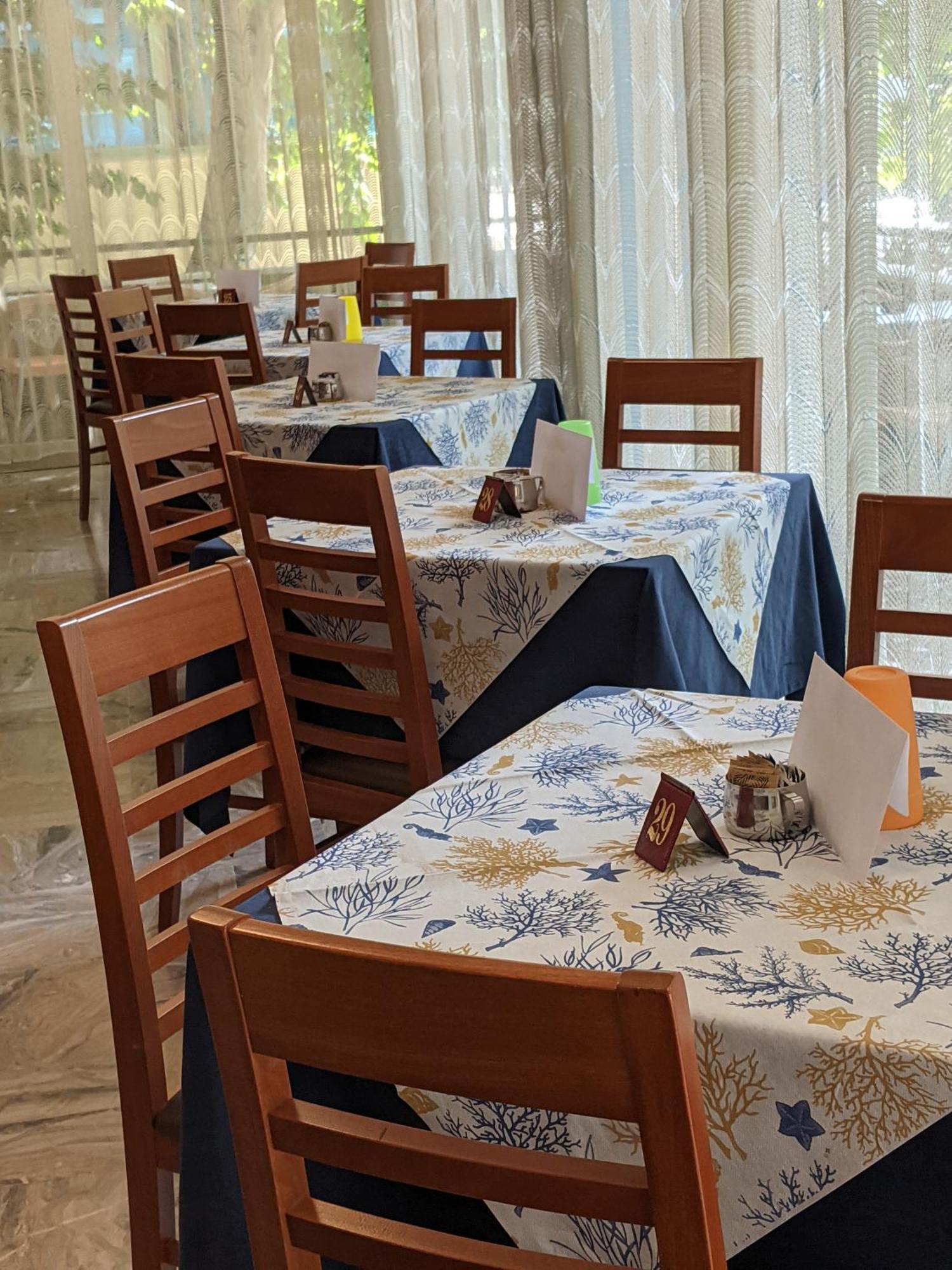 Hotel Bellevue Cesenatico Extérieur photo